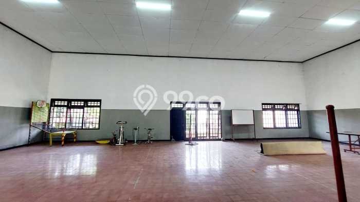 Jual Rumah Luas Megah Dengan View Cantik di Pondok Kelapa, Jakarta Timur Jual Rumah Luas Megah Dengan View Cantik di Pondok Kelapa, Jakarta Timur