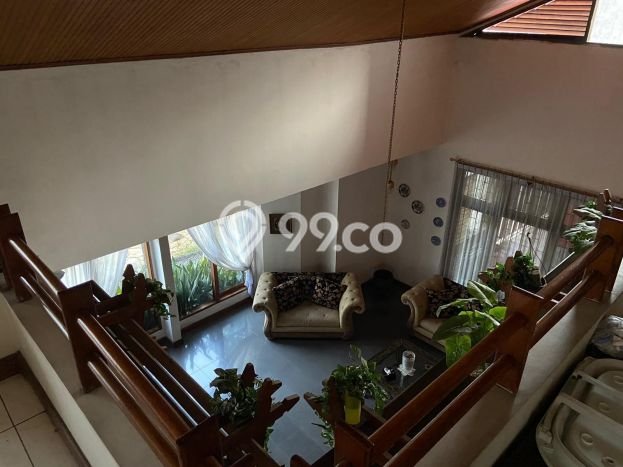Rumah Elit LB 500m2 Siap Pakai Desain Elegan di Cibubur, Jakarta Timur Rumah Elit LB 500m2 Siap Pakai Desain Elegan di Cibubur, Jakarta Timur