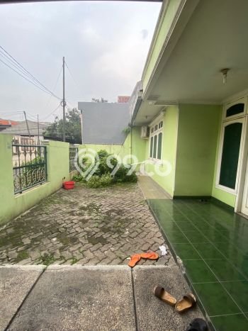 Dijual Rumah Modern 5 KT di Pondok Bambu, Jakarta Timur Dijual Rumah Modern 5 KT di Pondok Bambu, Jakarta Timur
