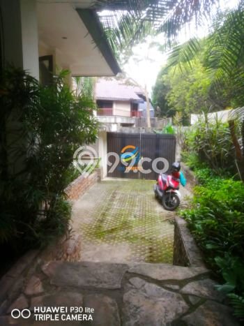 Hunian Mewah LB 800m2 Siap Pakai Desain Elegan di patra kuningan, Jakarta Selatan Hunian Mewah LB 800m2 Siap Pakai Desain Elegan di patra kuningan, Jakarta Selatan