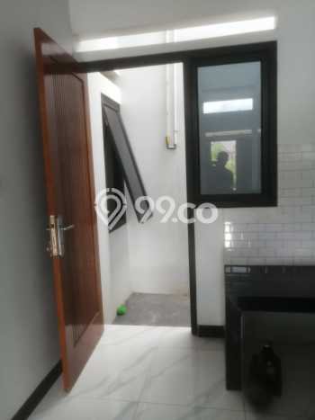 Rumah Sederhana Dijual di Ciracas 2 Kamar dengan Luas Tanah 64m2 Rumah Sederhana Dijual di Ciracas 2 Kamar dengan Luas Tanah 64m2