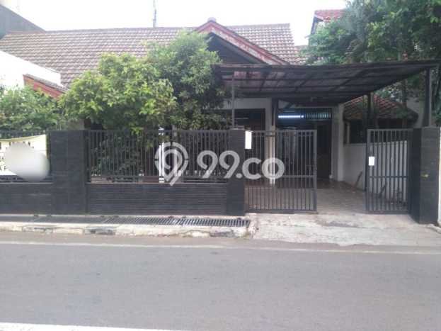 Rumah Elit LB 248m2 Siap Huni Desain Elegan di Jatiwaringin, Jakarta Timur Rumah Elit LB 248m2 Siap Huni Desain Elegan di Jatiwaringin, Jakarta Timur