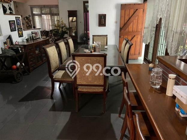 Rumah Elit LB 500m2 Siap Pakai Desain Elegan di Cibubur, Jakarta Timur Rumah Elit LB 500m2 Siap Pakai Desain Elegan di Cibubur, Jakarta Timur