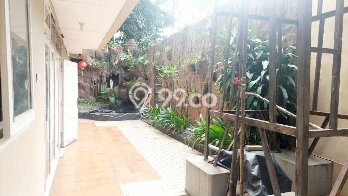 Jual Rumah Luas Megah Dengan View Cantik di Pondok Kelapa, Jakarta Timur Jual Rumah Luas Megah Dengan View Cantik di Pondok Kelapa, Jakarta Timur