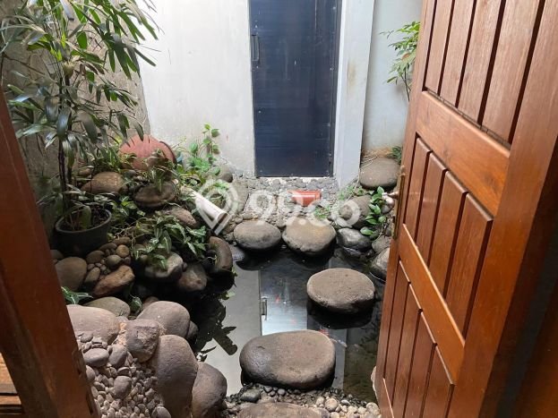 Rumah Elit LB 500m2 Siap Pakai Desain Elegan di Cibubur, Jakarta Timur Rumah Elit LB 500m2 Siap Pakai Desain Elegan di Cibubur, Jakarta Timur