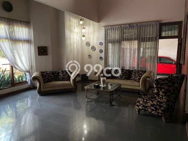 Rumah Elit LB 500m2 Siap Pakai Desain Elegan di Cibubur, Jakarta Timur Rumah Elit LB 500m2 Siap Pakai Desain Elegan di Cibubur, Jakarta Timur