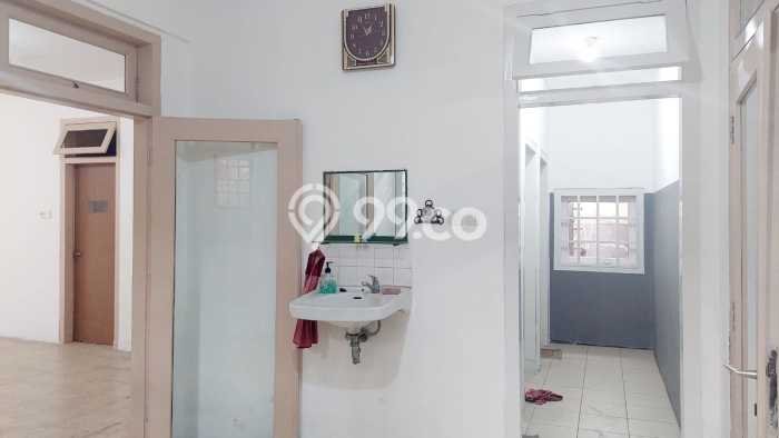 Jual Rumah Luas Megah Dengan View Cantik di Pondok Kelapa, Jakarta Timur Jual Rumah Luas Megah Dengan View Cantik di Pondok Kelapa, Jakarta Timur