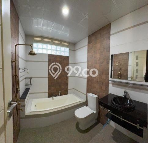 Dijual Rumah Premium dengan Fasilitas Sekitar Komplit di Jatinegara, Jakarta Timur Dijual Rumah Premium dengan Fasilitas Sekitar Komplit di Jatinegara, Jakarta Timur