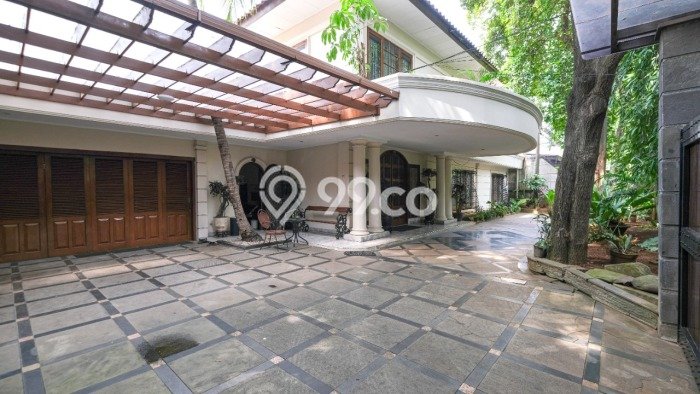 Dijual Rumah Premium dengan Fasilitas Sekitar Komplit di Menteng, Jakarta Pusat Dijual Rumah Premium dengan Fasilitas Sekitar Komplit di Menteng, Jakarta Pusat
