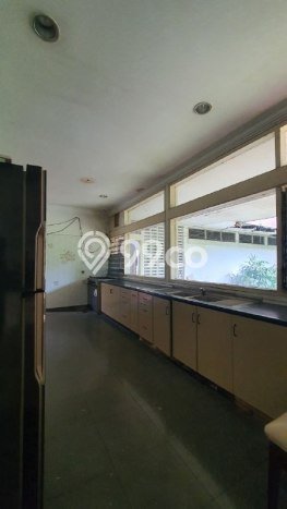 For Sale! Premium House LT 1320m2 Desain Elegan di Kemang For Sale! Premium House LT 1320m2 Desain Elegan di Kemang