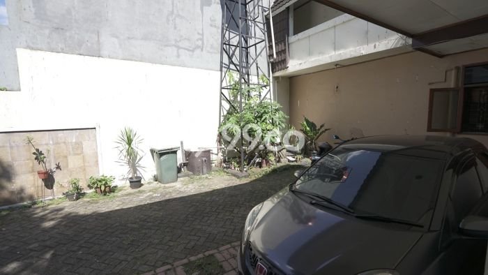 Rumah Eksklusif Siap Huni LT 300m2 di Tebet, Jakarta Selatan Rumah Eksklusif Siap Huni LT 300m2 di Tebet, Jakarta Selatan