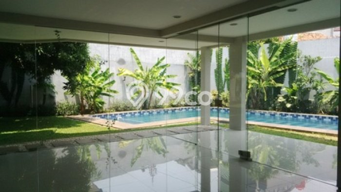Jual Rumah Mewah Elegan Dengan View Eksklusif di Cipete, Jakarta Selatan Jual Rumah Mewah Elegan Dengan View Eksklusif di Cipete, Jakarta Selatan