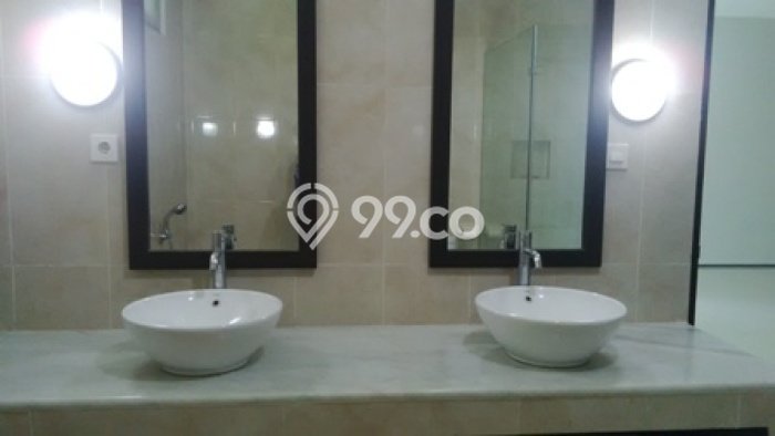 Hunian Bagus Disewakan di Cipete, Jakarta Selatan LT 900m2, LB 850m2 Hunian Bagus Disewakan di Cipete, Jakarta Selatan LT 900m2, LB 850m2