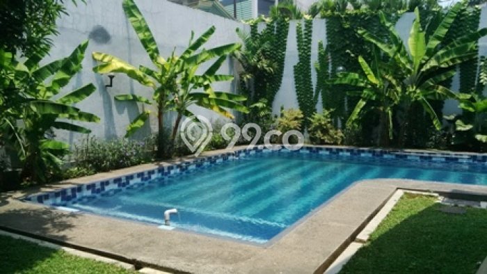Hunian Bagus Disewakan di Cipete, Jakarta Selatan LT 900m2, LB 850m2 Hunian Bagus Disewakan di Cipete, Jakarta Selatan LT 900m2, LB 850m2