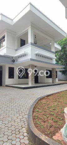 Sewa Rumah Nyaman di Menteng Siap Pakai dan Kondisi Bagus Sewa Rumah Nyaman di Menteng Siap Pakai dan Kondisi Bagus