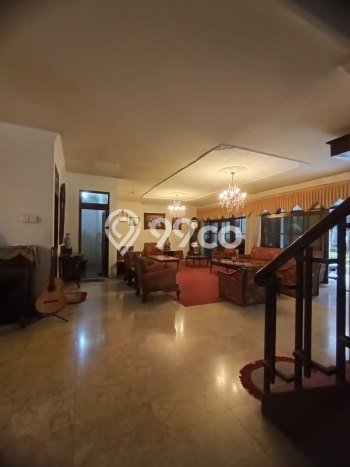 Best Deal Hunian Mewah Ideal dan Luas di Menteng, Jakarta Pusat Best Deal Hunian Mewah Ideal dan Luas di Menteng, Jakarta Pusat