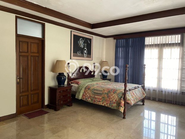 Hunian Mewah LB 600m2 Siap Pakai Desain Elegan di Setiabudi, Jakarta Selatan Hunian Mewah LB 600m2 Siap Pakai Desain Elegan di Setiabudi, Jakarta Selatan