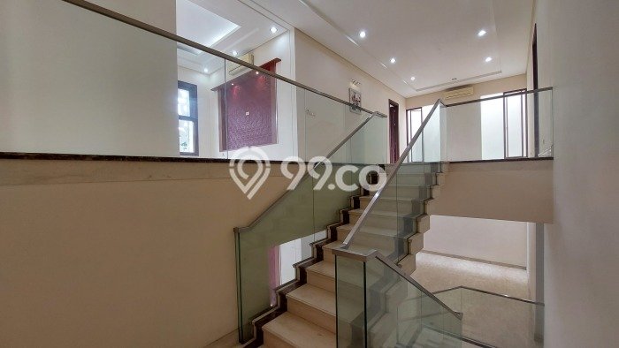 Dijual Rumah Luas Elegan Dengan View Cantik di Pondok Pinang, Jakarta Selatan Dijual Rumah Luas Elegan Dengan View Cantik di Pondok Pinang, Jakarta Selatan