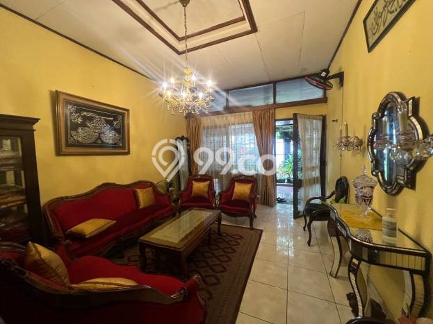 Rumah Mewah Dijual LT 301m2 di Menteng, Jakarta Pusat Rumah Mewah Dijual LT 301m2 di Menteng, Jakarta Pusat
