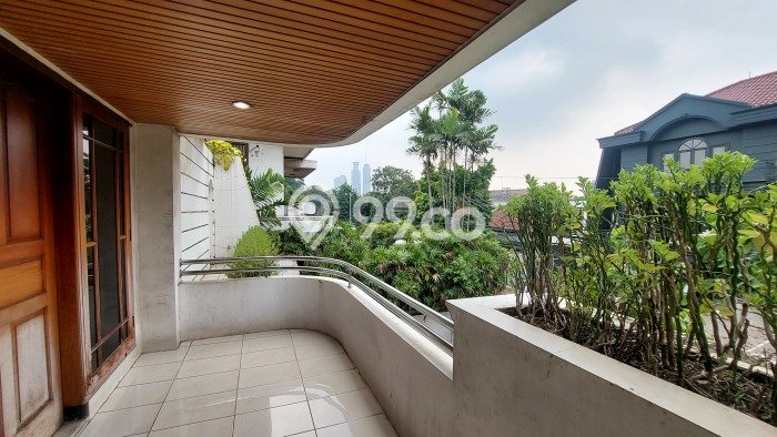Best Deal Hunian Mewah Ideal dan Luas di Menteng, Jakarta Pusat Best Deal Hunian Mewah Ideal dan Luas di Menteng, Jakarta Pusat
