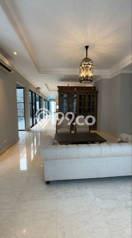 Siap Huni Rumah Mewah 3 Kamar di Menteng Dekat ke Mana Pun Siap Huni Rumah Mewah 3 Kamar di Menteng Dekat ke Mana Pun