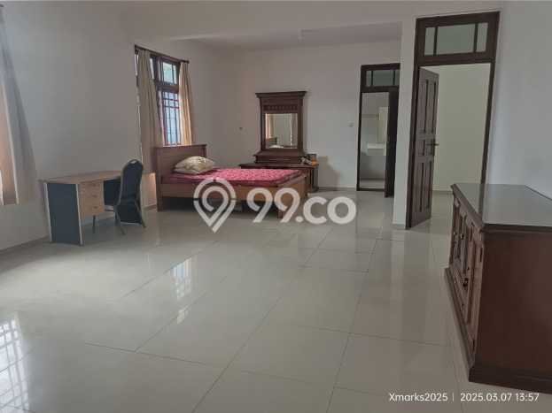 Rumah 8 Kamar Siap Huni Dikontrakkan di Menteng Harga Kompetitif Rumah 8 Kamar Siap Huni Dikontrakkan di Menteng Harga Kompetitif