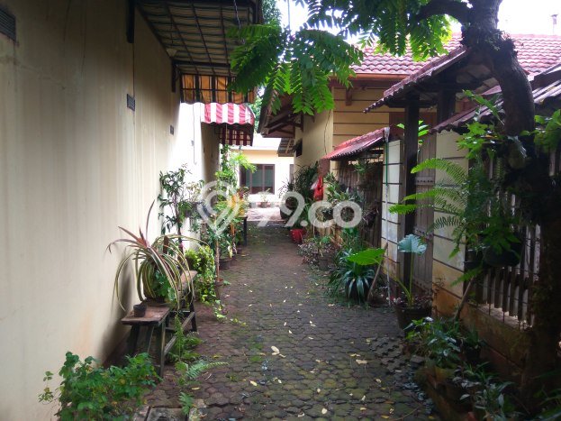 For Sale! Premium House LT 1212m2 Desain Modern di Kemang For Sale! Premium House LT 1212m2 Desain Modern di Kemang