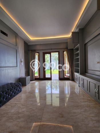 Dijual Rumah Luas Elegan Dengan View Cantik di Kemang, Jakarta Selatan Dijual Rumah Luas Elegan Dengan View Cantik di Kemang, Jakarta Selatan