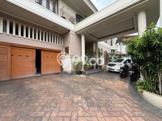 Rumah Elit Modern Siap Huni di Pondok Indah Jakarta Selatan Rumah Elit Modern Siap Huni di Pondok Indah Jakarta Selatan