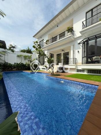 Ready to Use! Luxury House LT 515m2 Desain Elegan di Kemang Ready to Use! Luxury House LT 515m2 Desain Elegan di Kemang
