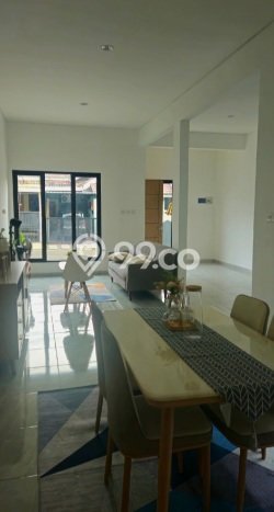 Jual Rumah Modern 4 KT di BSD Nusaloka, Tangerang Jual Rumah Modern 4 KT di BSD Nusaloka, Tangerang