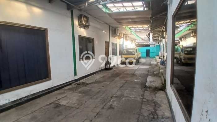 Unit Pabrik Dijual di Kebayoran Lama Jakarta Selatan Luas Bangunan 2000m2 Unit Pabrik Dijual di Kebayoran Lama Jakarta Selatan Luas Bangunan 2000m2