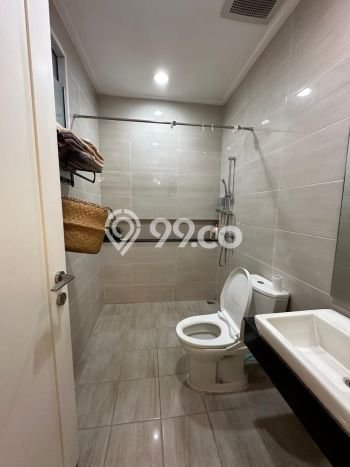 Ready to Use! Luxury House LT 181m2 Desain Modern di Lebak Bulus Ready to Use! Luxury House LT 181m2 Desain Modern di Lebak Bulus