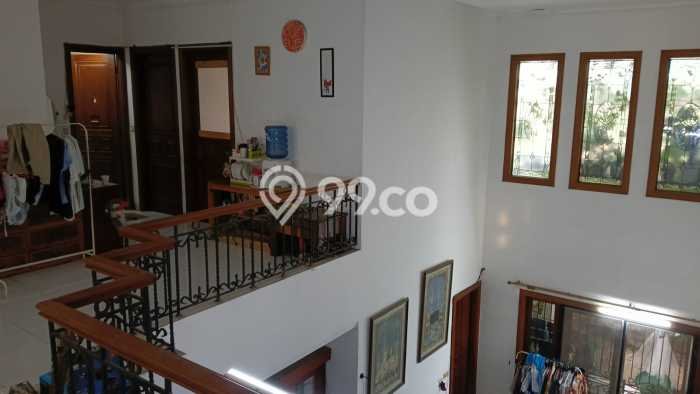 Dijual Rumah Premium dengan Fasilitas Sekitar Komplit di Kebon Jeruk, Jakarta Barat Dijual Rumah Premium dengan Fasilitas Sekitar Komplit di Kebon Jeruk, Jakarta Barat