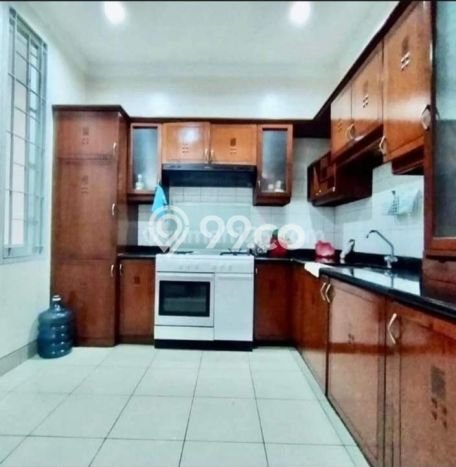 Ready to Use! Luxury House LT 318m2 Desain Modern di Kemang Ready to Use! Luxury House LT 318m2 Desain Modern di Kemang