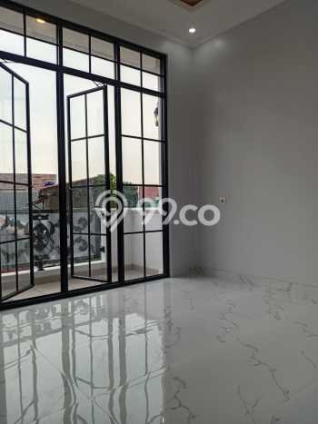 For Sale Rumah 3 Kamar Lokasi Strategis Bagus dan Strategis di Ciracas For Sale Rumah 3 Kamar Lokasi Strategis Bagus dan Strategis di Ciracas