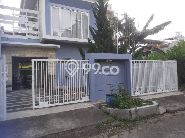 Dijual Rumah 3 Kamar Lokasi Ideal Bagus dan Strategis di Lowokwaru Dijual Rumah 3 Kamar Lokasi Ideal Bagus dan Strategis di Lowokwaru