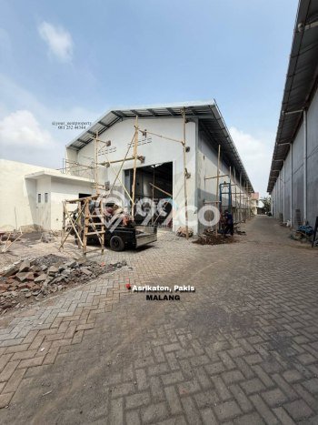 Disewakan Gudang komersial di Pakis luas bangunan 330m2 Disewakan Gudang komersial di Pakis luas bangunan 330m2