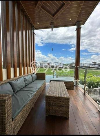 Rumah Strategis Modern Lb 120m2 di Sukun, Malang Rumah Strategis Modern Lb 120m2 di Sukun, Malang
