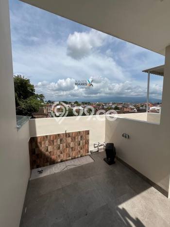 Jual Rumah Strategis Bagus Punya 4 KT di Lowokwaru Malang SHM Jual Rumah Strategis Bagus Punya 4 KT di Lowokwaru Malang SHM