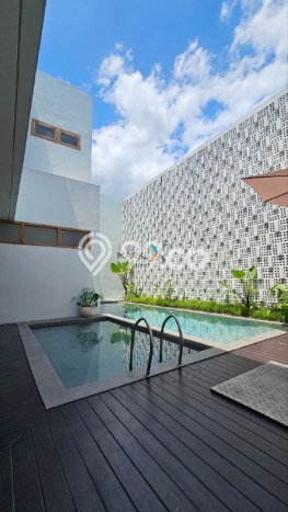 For Sale Rumah Mewah Exclusive di Klojen, Malang For Sale Rumah Mewah Exclusive di Klojen, Malang