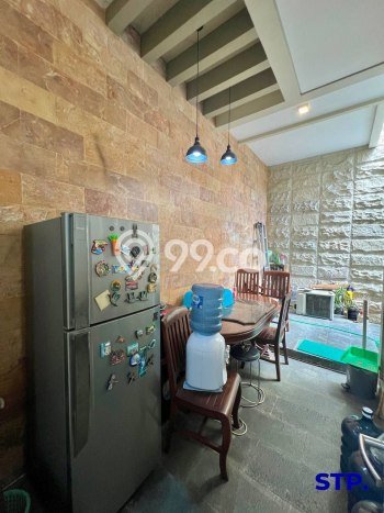 Rumah Elit Modern Siap Huni di Surabaya Kota Surabaya Rumah Elit Modern Siap Huni di Surabaya Kota Surabaya