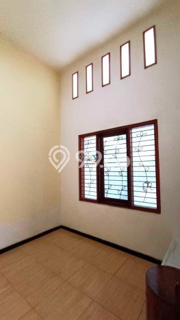 Rumah Minimalis 3 KT LT 200m2 di Araya Rumah Minimalis 3 KT LT 200m2 di Araya
