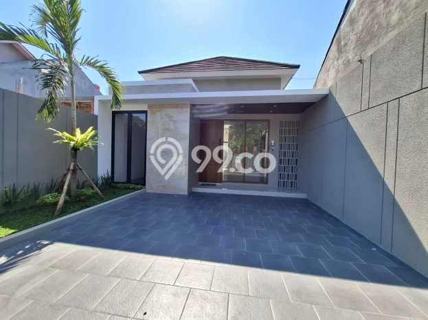 Jual Rumah Strategis Bagus Punya 3 KT di Depok Sleman SHM Jual Rumah Strategis Bagus Punya 3 KT di Depok Sleman SHM