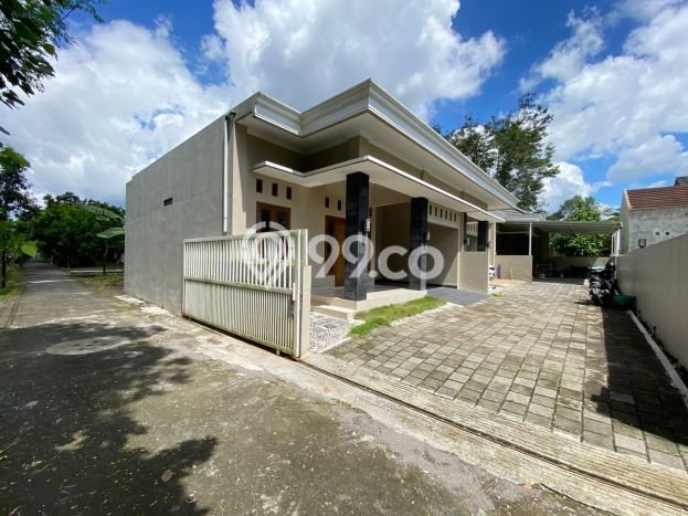 Rumah Strategis Modern Lb 80m2 di Kalasan, Sleman Rumah Strategis Modern Lb 80m2 di Kalasan, Sleman