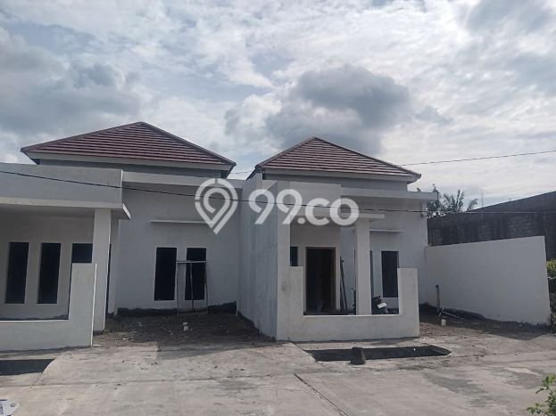 For Sale Hunian Rumah Nyaman 3 Kamar di Condong Catur, Sleman For Sale Hunian Rumah Nyaman 3 Kamar di Condong Catur, Sleman