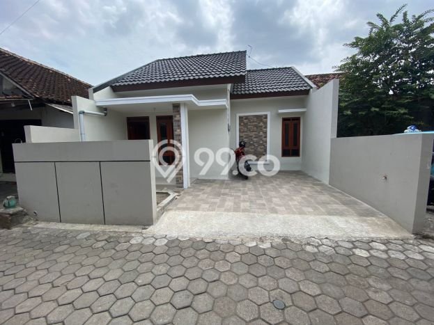 Rumah Strategis Modern Lb 48m2 di Banguntapan, Bantul Rumah Strategis Modern Lb 48m2 di Banguntapan, Bantul