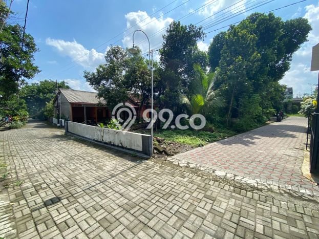 Rumah Modern Cantik 3 KT Bisa Langsung Pindah di Tegalrejo Rumah Modern Cantik 3 KT Bisa Langsung Pindah di Tegalrejo