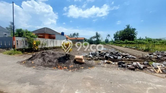 Rumah Minimalis 3 Kamar LT 102m2 di Kaliurang Rumah Minimalis 3 Kamar LT 102m2 di Kaliurang