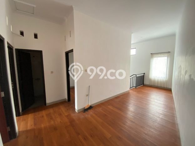 Rumah Modern Cantik 5 Kamar Bisa Langsung Pindah di Mlati Rumah Modern Cantik 5 Kamar Bisa Langsung Pindah di Mlati